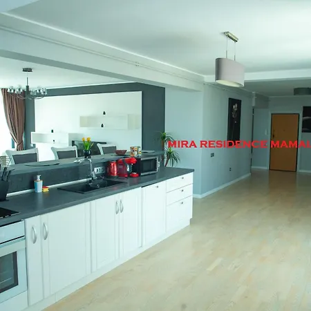 Mira Residence Apart & Penthouse Navodari Exterior photo