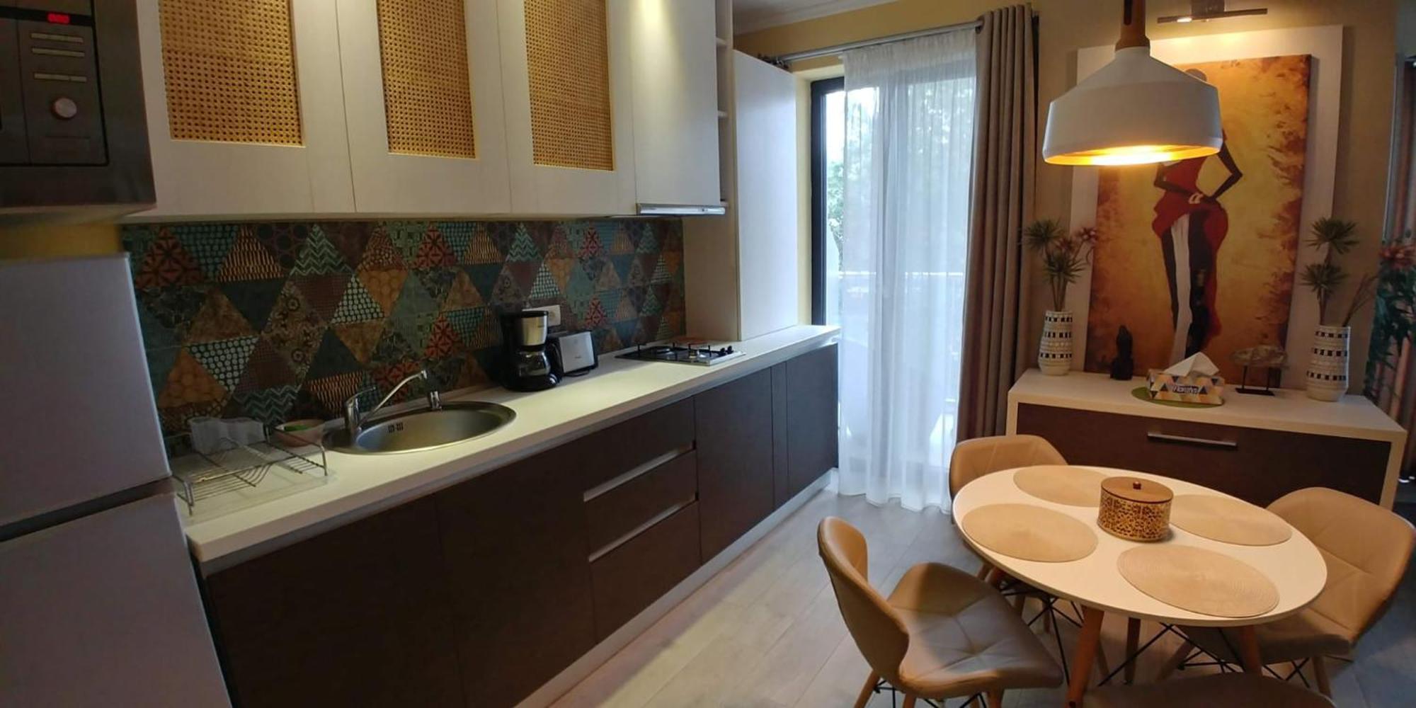 Mira & Penthouse Apartament *